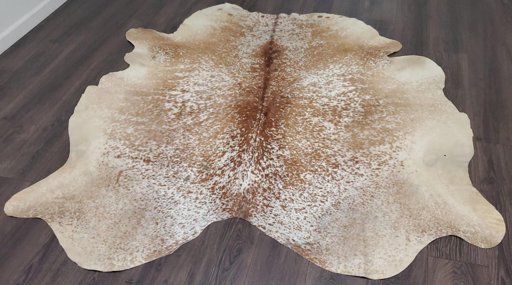 Premium Quality Real Tricolor Cowhide Rug Leather/ Cow Skin Area Rug Hair on Leather Hide 6 ft X 6 ft - 36 x 36 sq.ft Approx. (Tricolor 17)