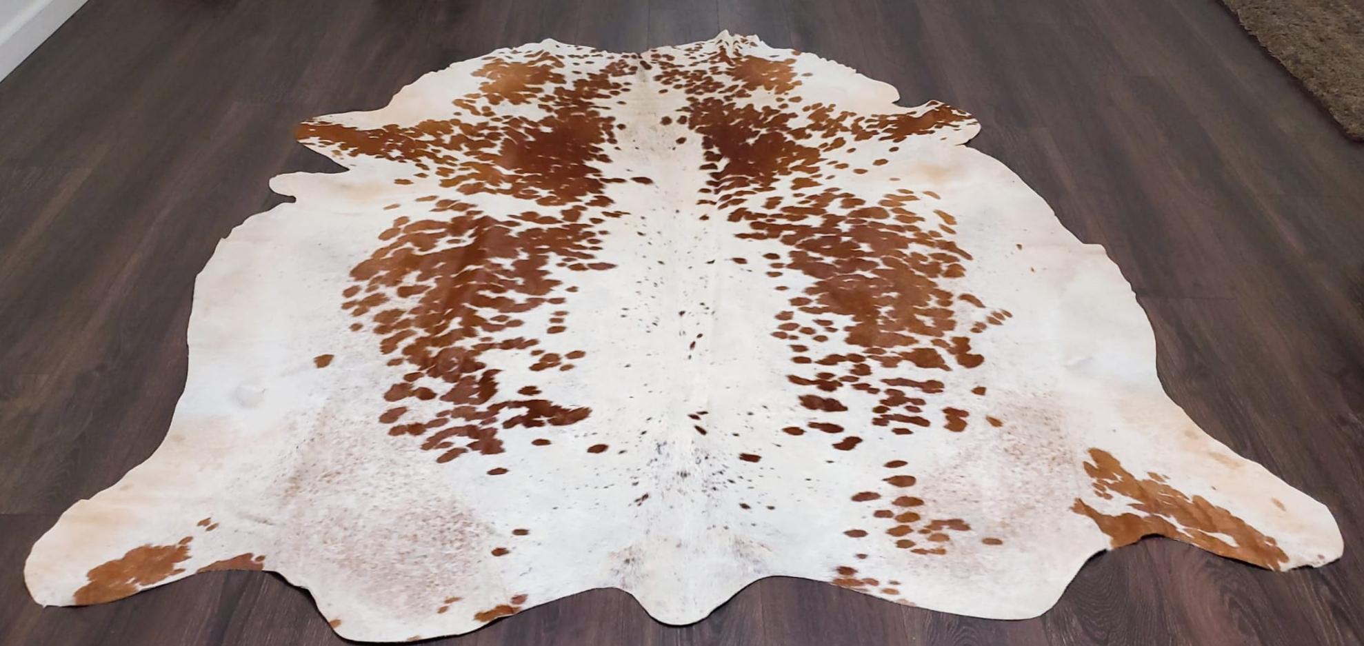 Premium Quality Real Tricolor Cowhide Rug Leather/ Cow Skin Area Rug Hair on Leather Hide 6 ft X 6 ft - 36 x 36 sq.ft Approx. (Tricolor 24)